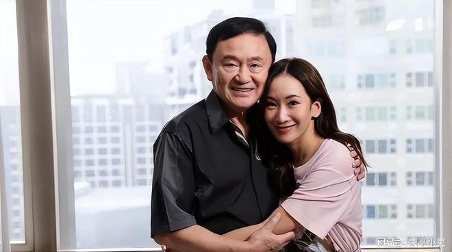 个女儿漂亮又有才华儿子是亿万富豪家庭美满J9真人游戏第一品牌他信的3个孩子：两(图5)